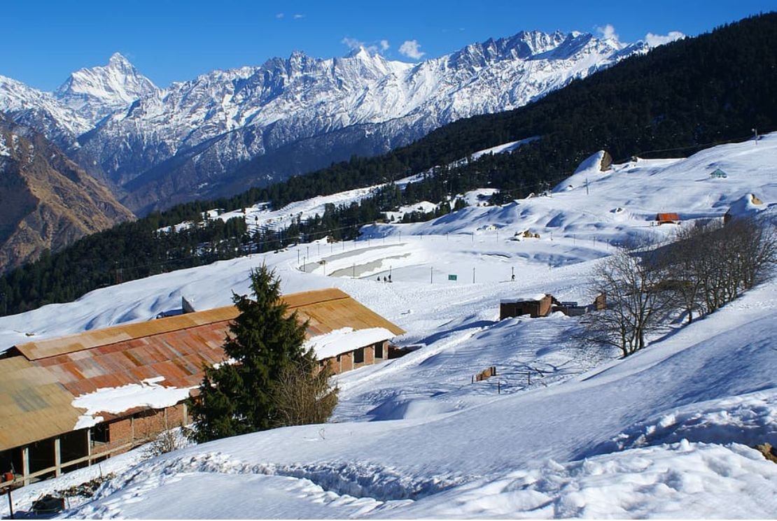 auli travel packages